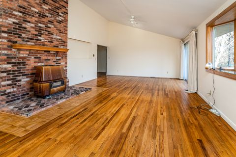 Tiny photo for 88 Dakota Road, Carbondale, IL 62902 (MLS # 12549315)