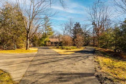 Tiny photo for 88 Dakota Road, Carbondale, IL 62902 (MLS # 12549315)