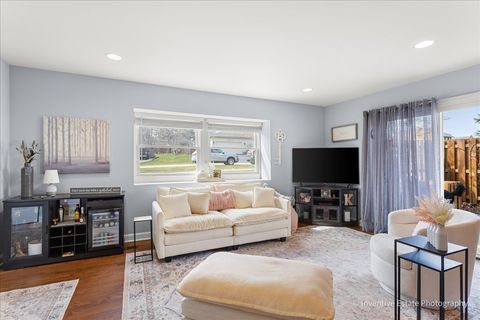 Tiny photo for 884 Bristol Drive #-, Barrington, IL 60010 (MLS # 12604075)