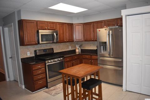 Tiny photo for 1843 Spring St St, Quincy, IL 62301 (MLS # 12636014)