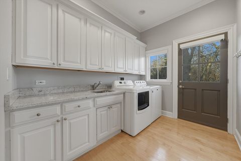 Tiny photo for 11361 W Plainfield Road, Indian Head Park, IL 60525 (MLS # 12620333)