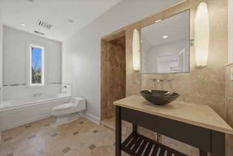 Tiny photo for 11361 W Plainfield Road, Indian Head Park, IL 60525 (MLS # 12620333)