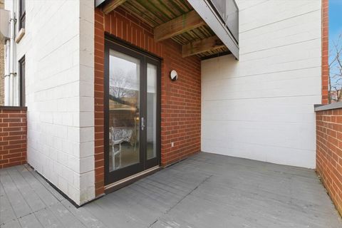 Tiny photo for 2515 Prairie Avenue #1E, Evanston, IL 60201 (MLS # 12635312)