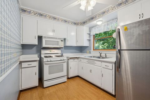 Tiny photo for 1850 Pine Road, Homewood, IL 60430 (MLS # 12489745)