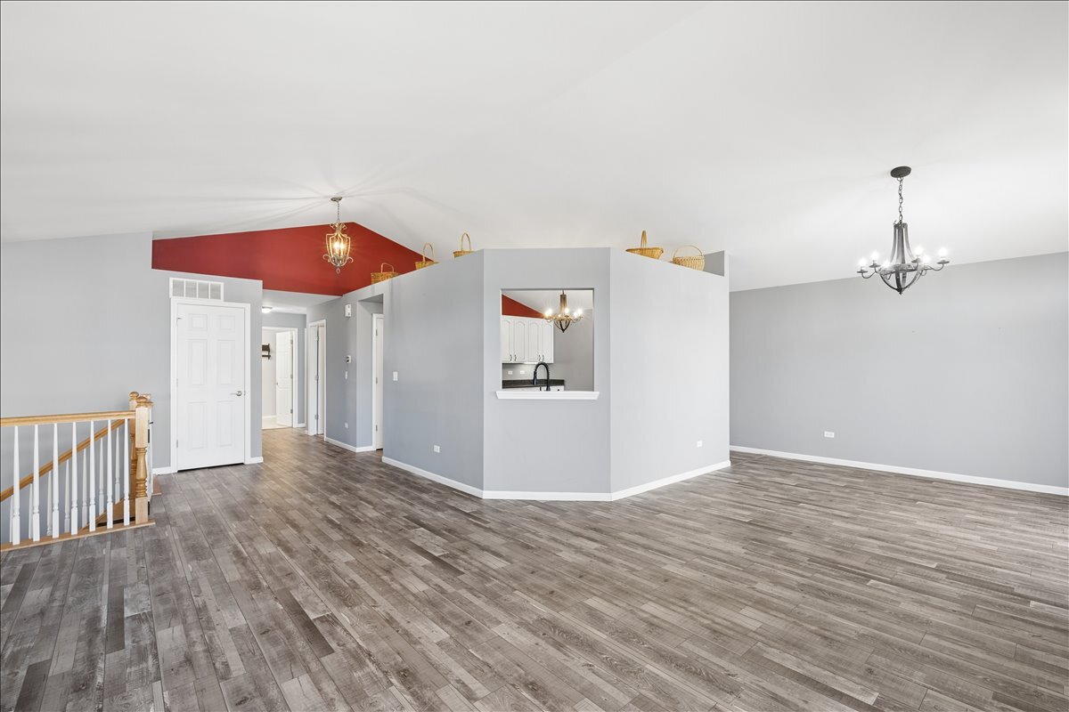 5223 Glenbrook Trail
