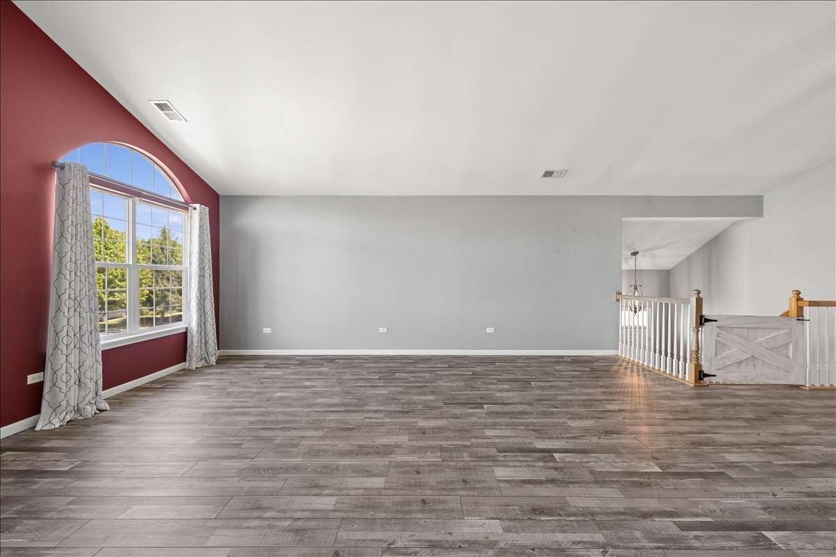 5223 Glenbrook Trail