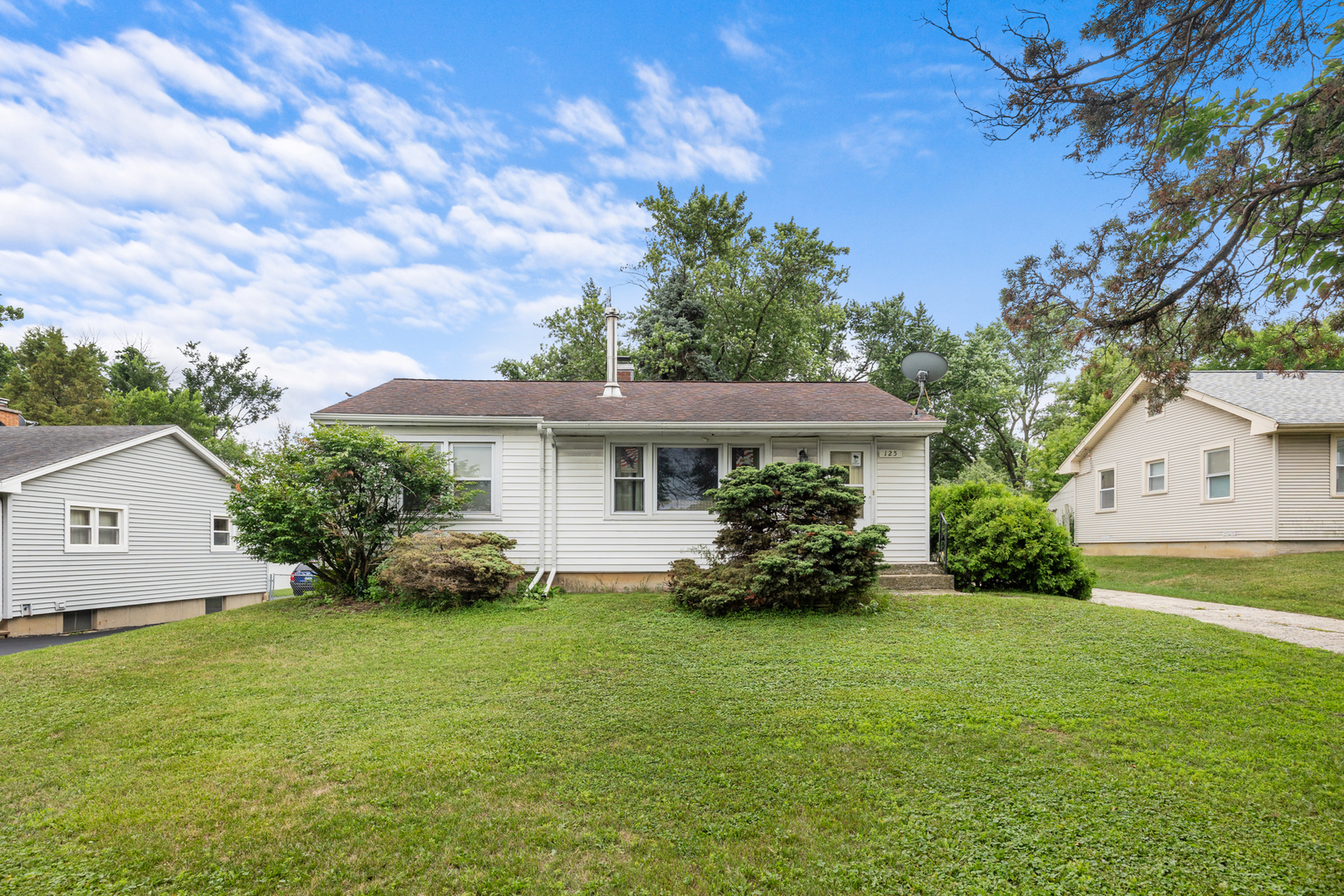 125 W North Avenue