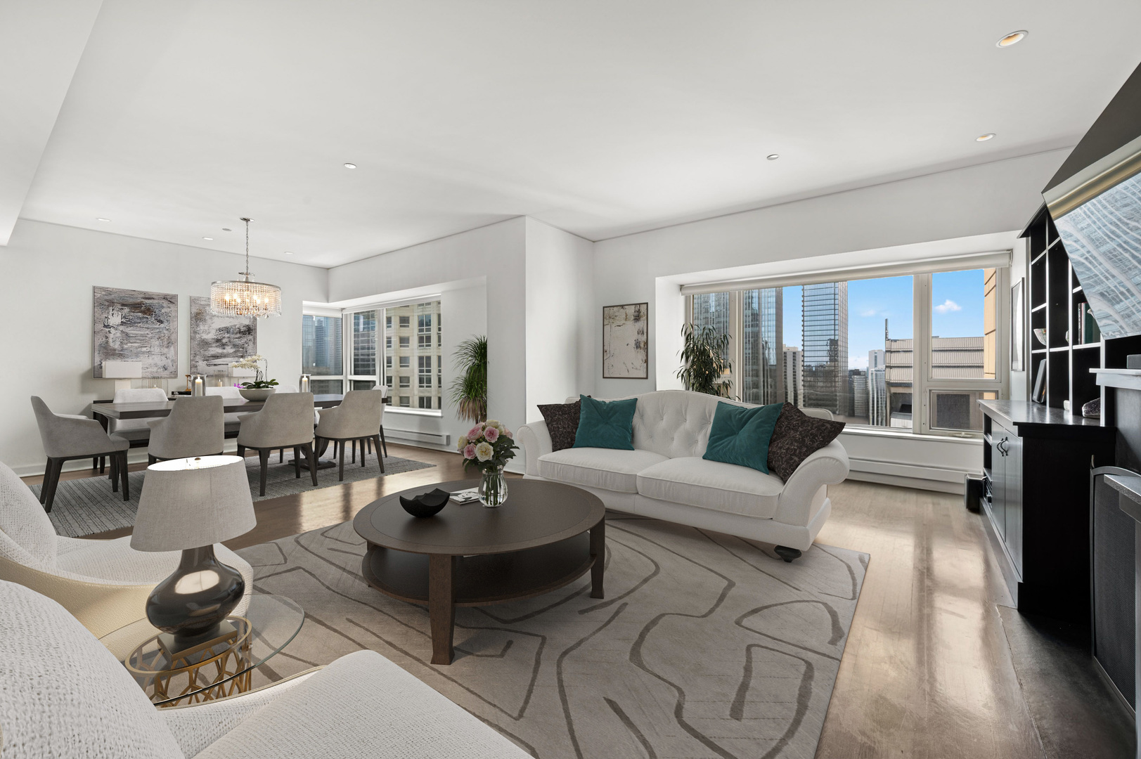 800 N Michigan Avenue 2202