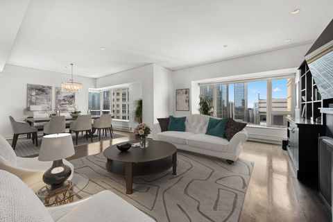 Tiny photo for 800 N Michigan Avenue #2202, Chicago, IL 60611 (MLS # 12462010)