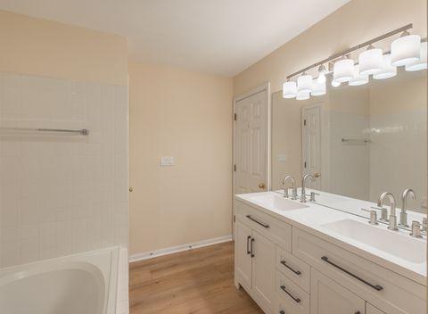 Tiny photo for 1179 Edington Court, Carol Stream, IL 60188 (MLS # 12566383)