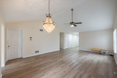 Tiny photo for 1179 Edington Court, Carol Stream, IL 60188 (MLS # 12566383)