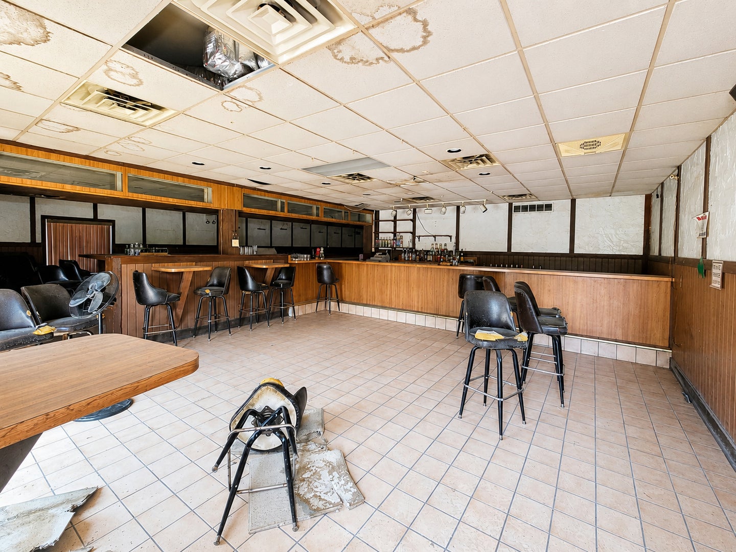 3356 W 147TH Street