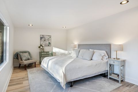 Tiny photo for 1809 Jefferson Avenue, Glenview, IL 60025 (MLS # 12567253)