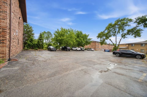 Tiny photo for 9812 Sayre Avenue #3E, Chicago Ridge, IL 60415 (MLS # 12751899)