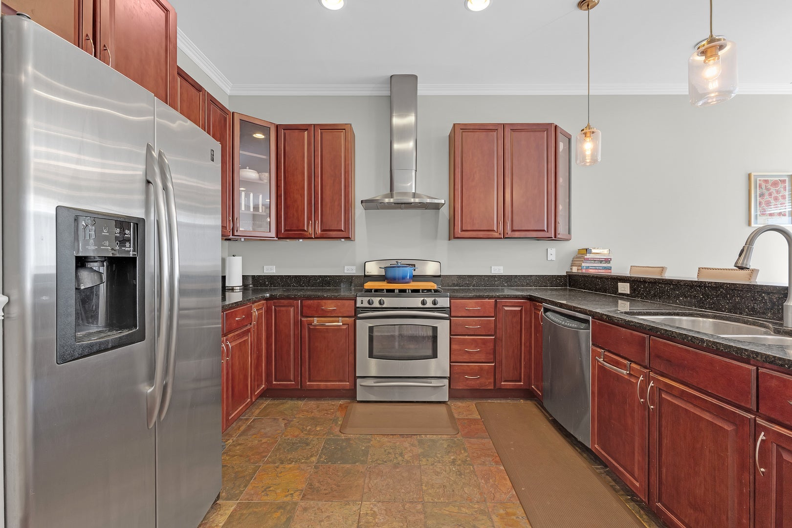 1154 W Diversey Parkway 2W