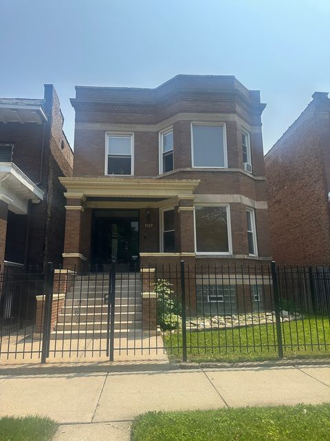 7127 S Eberhart Avenue Chicago IL 60619