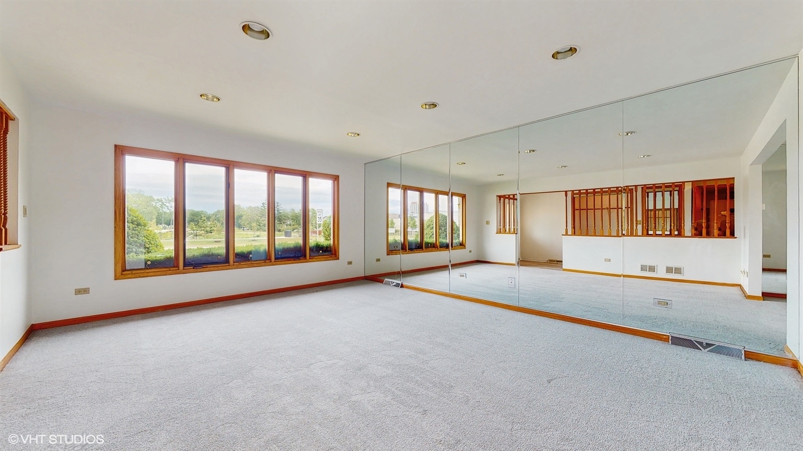 9138 Greenwood Avenue