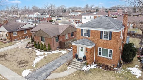 Tiny photo for 1348 Hull Avenue, Westchester, IL 60154 (MLS # 12568489)