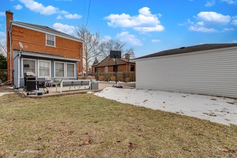 Tiny photo for 1348 Hull Avenue, Westchester, IL 60154 (MLS # 12568489)