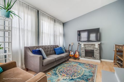 Tiny photo for 1348 Hull Avenue, Westchester, IL 60154 (MLS # 12568489)