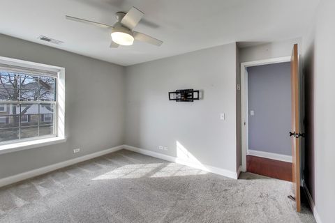 Tiny photo for 10 Waterbury Lane #M2, Schaumburg, IL 60193 (MLS # 12624743)