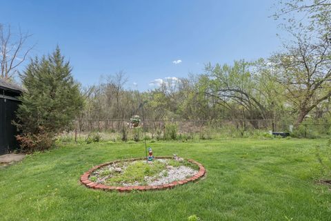 Tiny photo for 927 Gregory Lane, Schaumburg, IL 60193 (MLS # 12632615)
