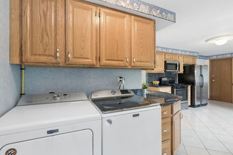 Tiny photo for 927 Gregory Lane, Schaumburg, IL 60193 (MLS # 12632615)