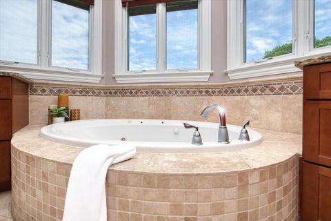 Tiny photo for 28616 W Park Drive, Barrington, IL 60010 (MLS # 12651152)