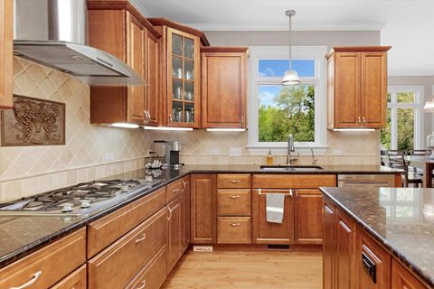 Tiny photo for 28616 W Park Drive, Barrington, IL 60010 (MLS # 12651152)