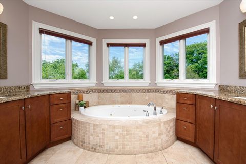 Tiny photo for 28616 W Park Drive, Barrington, IL 60010 (MLS # 12651152)