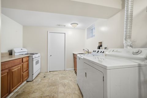 Tiny photo for 1700 Marguerite Street, Park Ridge, IL 60068 (MLS # 12516956)