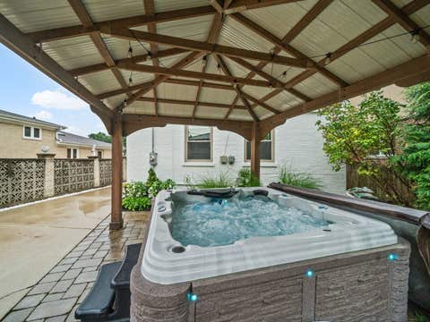 Tiny photo for 1508 Potter Road, Park Ridge, IL 60068 (MLS # 12725222)