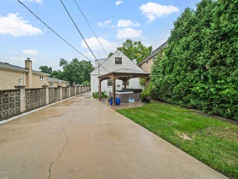 Tiny photo for 1508 Potter Road, Park Ridge, IL 60068 (MLS # 12725222)