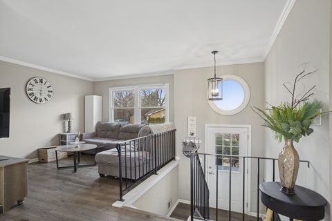 Tiny photo for 33 Opal Avenue, Glendale Heights, IL 60139 (MLS # 12540946)