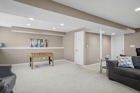 Tiny photo for 33 Opal Avenue, Glendale Heights, IL 60139 (MLS # 12540946)