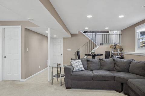 Tiny photo for 33 Opal Avenue, Glendale Heights, IL 60139 (MLS # 12540946)