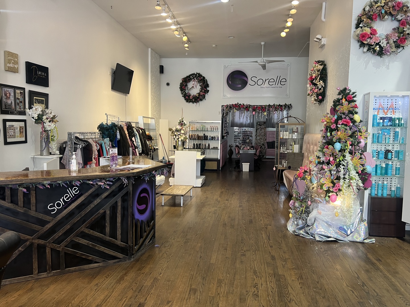 1905 W Division Avenue