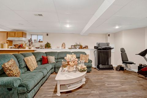 Tiny photo for 10833 Long Avenue, Oak Lawn, IL 60453 (MLS # 12563935)