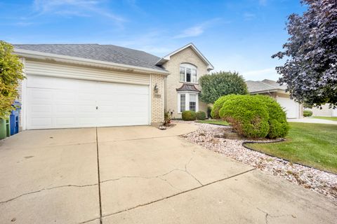 Tiny photo for 10833 Long Avenue, Oak Lawn, IL 60453 (MLS # 12563935)