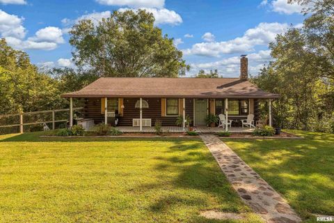 Tiny photo for 8384 Hickory Ridge Road, Murphysboro, IL 62966 (MLS # EB460118)