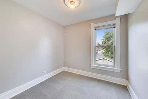 Tiny photo for 7120 N Ashland Boulevard, Chicago, IL 60626 (MLS # 12736309)