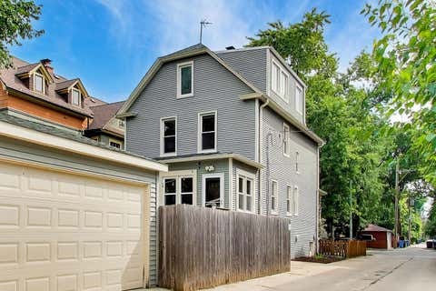 Tiny photo for 7120 N Ashland Boulevard, Chicago, IL 60626 (MLS # 12736309)