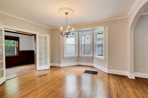 Tiny photo for 7120 N Ashland Boulevard, Chicago, IL 60626 (MLS # 12736309)