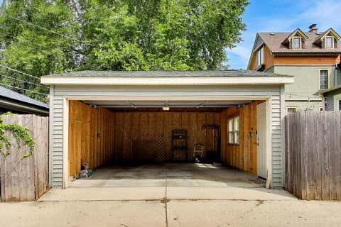 Tiny photo for 7120 N Ashland Boulevard, Chicago, IL 60626 (MLS # 12736309)