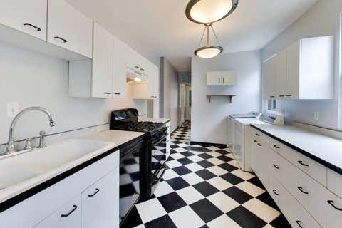 Tiny photo for 7120 N Ashland Boulevard, Chicago, IL 60626 (MLS # 12736309)