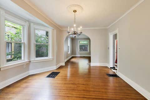 Tiny photo for 7120 N Ashland Boulevard, Chicago, IL 60626 (MLS # 12736309)