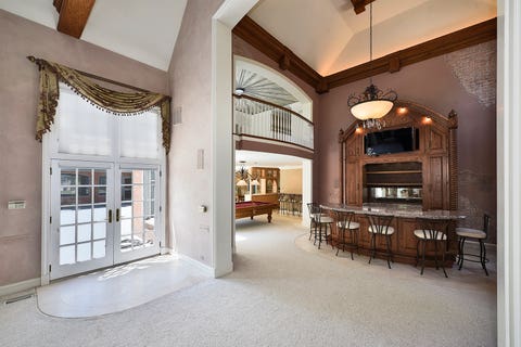Tiny photo for 1661 Balmoral Lane, Inverness, IL 60067 (MLS # 12721018)
