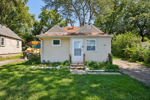 Tiny photo for 1423 Melrose Avenue, Round Lake Beach, IL 60073 (MLS # 12687479)