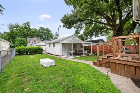 Tiny photo for 2724 Jefferson Avenue, Davenport, IA 52803 (MLS # 12710647)