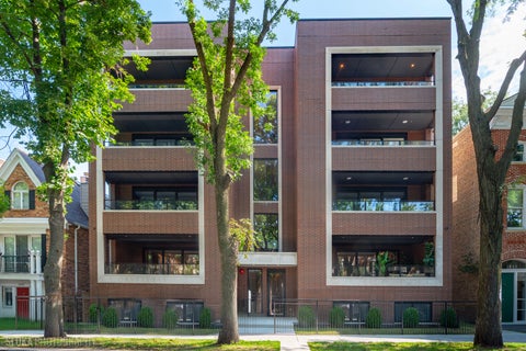 Photo of 1839 N Dayton Street #PH-01, Chicago, IL 60614 (MLS # 12774822)